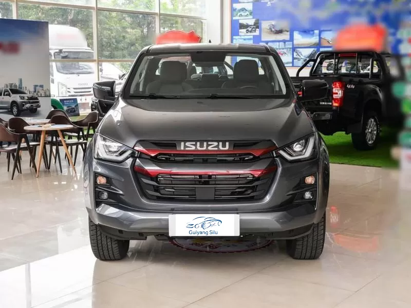 پیکاپ دیزلی ایسوزو D-MAX کراس کانتری 3.0T 4X4 از چین