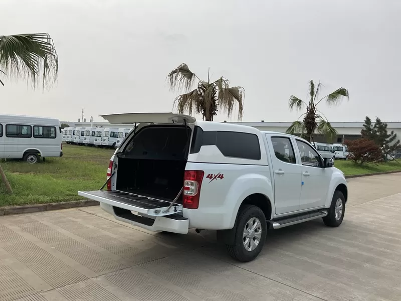 Isuzu Lingtuo Cross-Country 2.5T 4X4 Diesel Pickup-Brand New from China