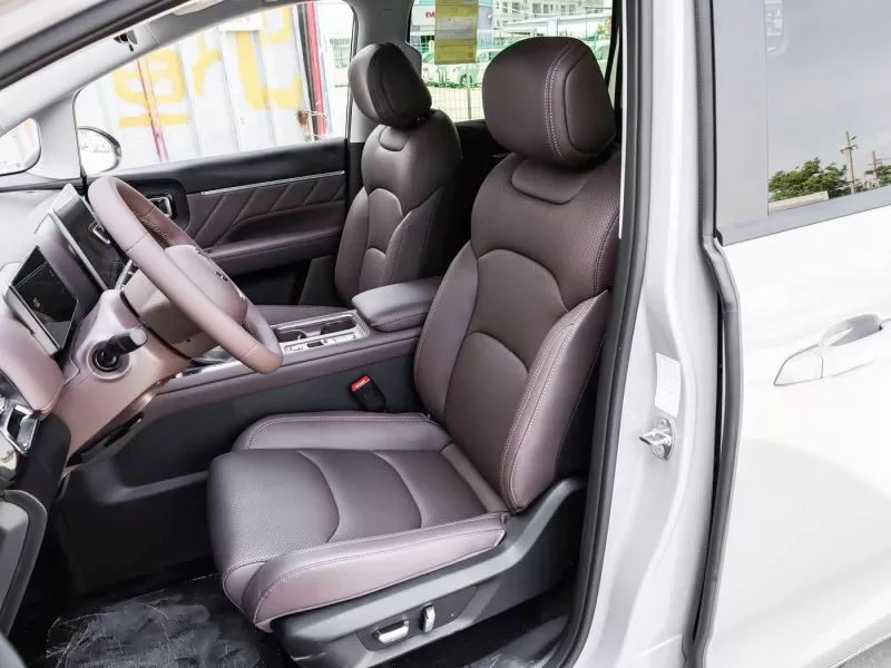 Wuling Starlight 730 2026 1.5T CVT Premium MPV 7 صندلی برای حمل و نقل خانواده و مسافر