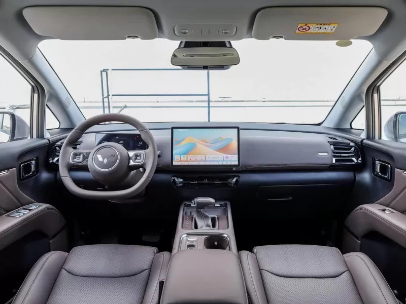 Wuling Starlight 730 2026 1.5T CVT Premium MPV 7 صندلی برای حمل و نقل خانواده و مسافر