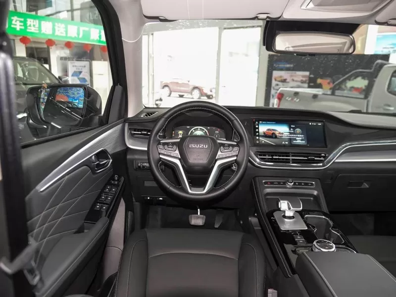 پیکاپ دیزلی ایسوزو D-MAX کراس کانتری 3.0T 4X4 از چین