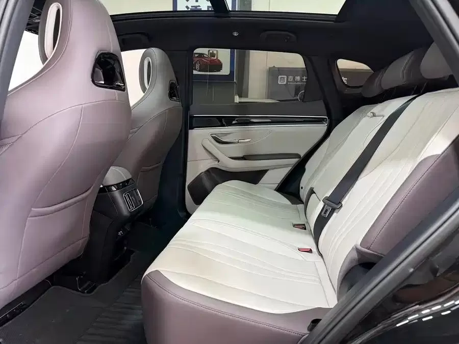 2025 BYD Song PLUS DM-i 112KM پریمیوم کارکرده پلاگین هیبریدی SUV