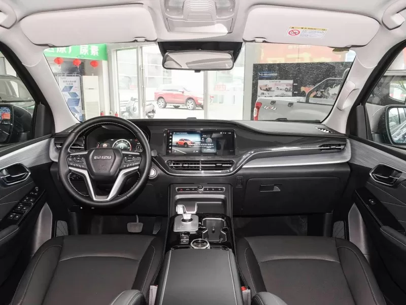 پیکاپ دیزلی ایسوزو D-MAX کراس کانتری 3.0T 4X4 از چین